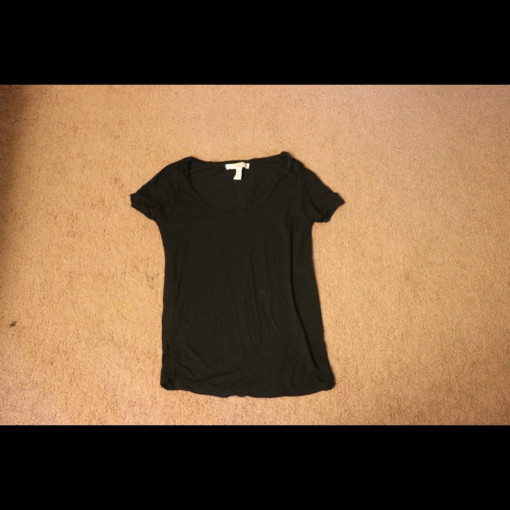 Lightweight black tshirt • Forever 21